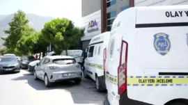 Denizli’de polis memuru kaldığı apartta intihar etti